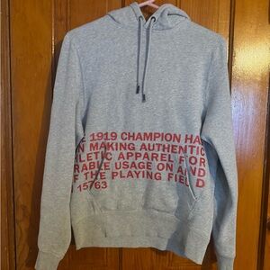 Sz adult small Champion SS